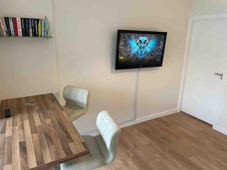 Beautiful One Bedroom In Appartamento